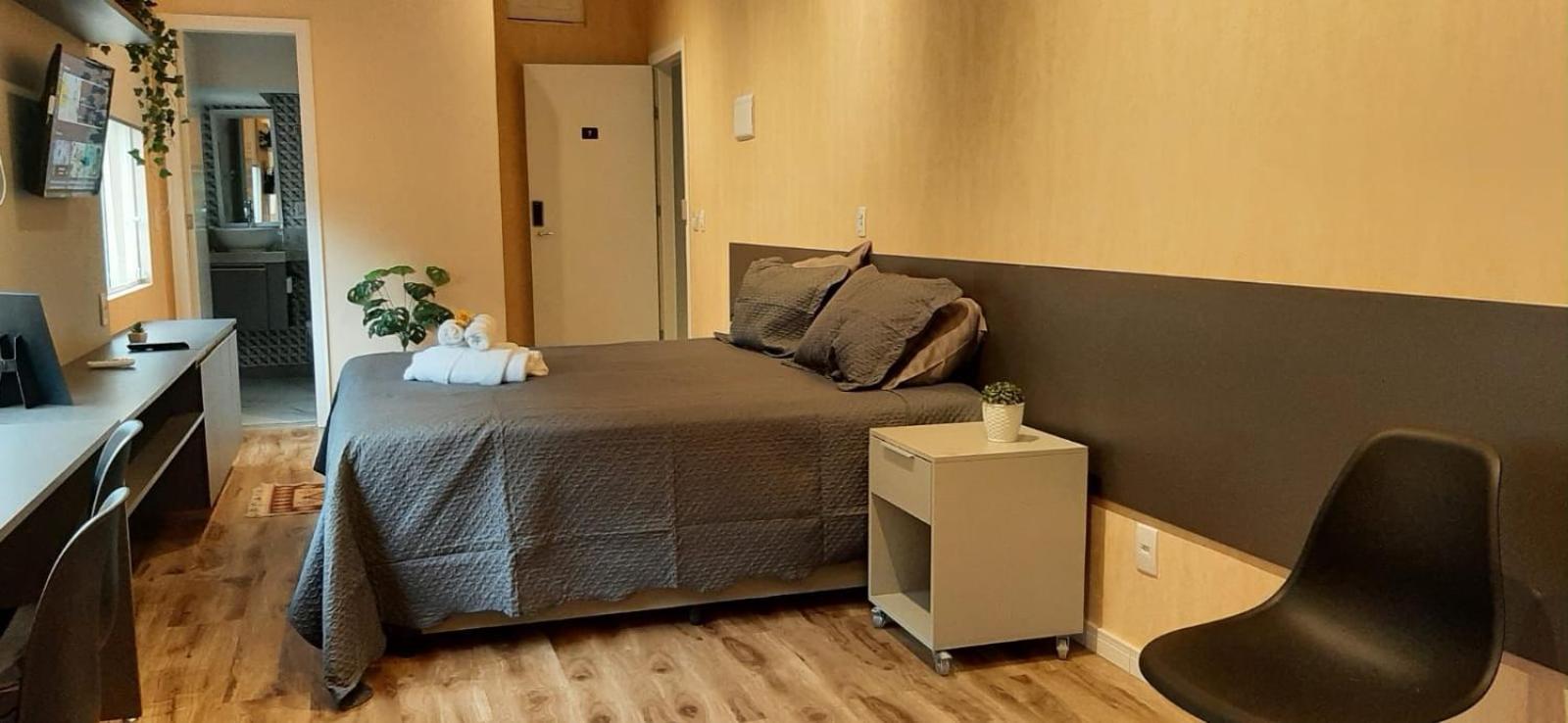 Apartamento Mania Terceiro Andar فيتوريا الغرفة الصورة